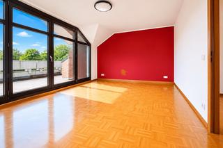 Großzügige Stadtwohnung mit Dachterrasse