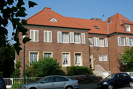 Straßenansicht des Hauses
