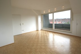 DG-Wohnung mit Terrasse!