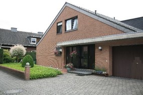 Großzügiges Ein-/ Zweifamilienhaus mitten in Handorf!