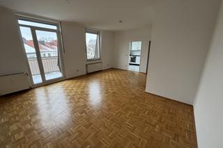 Jugendstil trifft City-Leben – charmantes Apartment mit Balkon