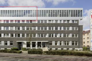Modernes 323 m² Office mit Panoramablick