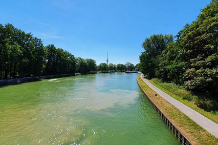 Kanal Richtung Fernmeldeturm