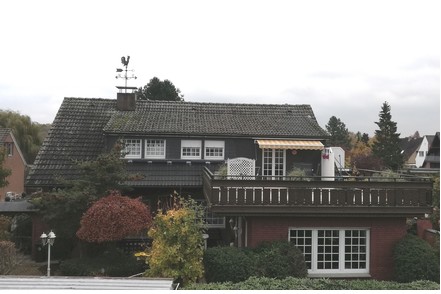 Schicke DG-Whg. mit gr. Dachterrasse im ZFH!