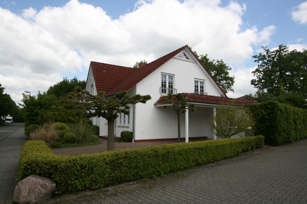 Top gepflegte Doppelhaushälfte mit Garten in ruhiger Lage